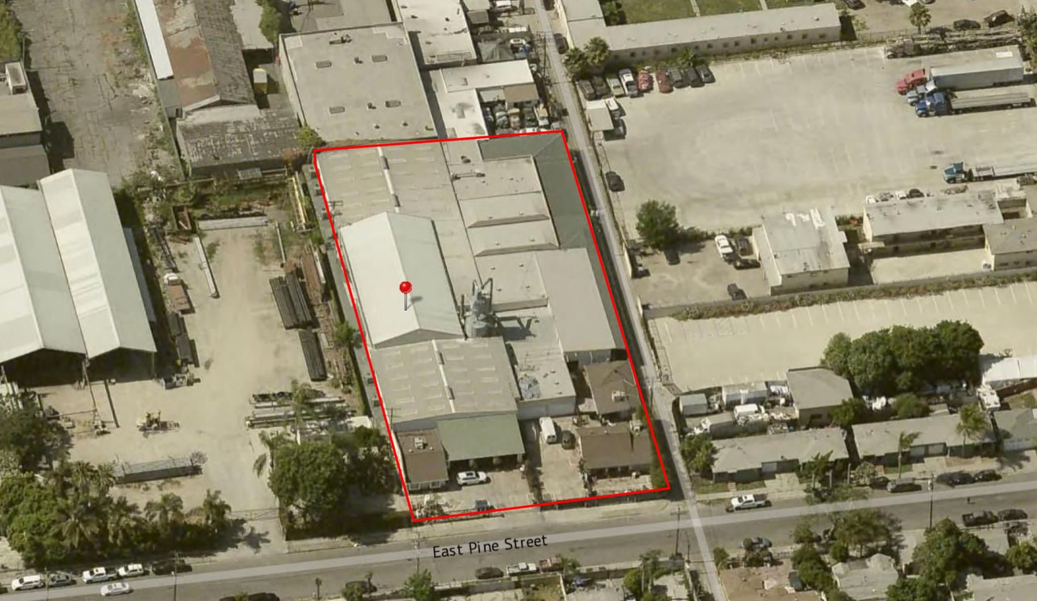 High‑Utility ±13,254 SF Building ±1 AC Lot - 533 & 541 E Pine St, Compton, CA
